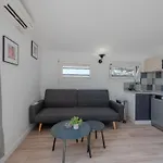 Pine's Mansion-2 By Interhome Апартаменты *