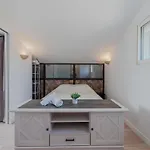 Pine's Mansion-2 By Interhome شقة *