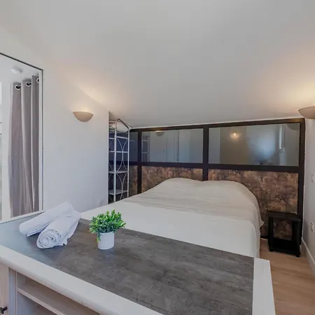 Apartment Pine's Mansion-2 By Interhome *