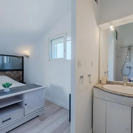 Pine's Mansion-2 By Interhome Apartment