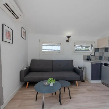 Pine's Mansion-2 By Interhome Apartment *